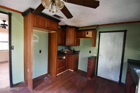 2173 Crossroads Rd, Lucedale, MS 39452 photo 8