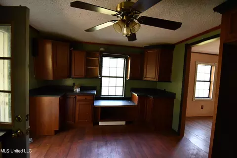 2173 Crossroads Rd, Lucedale, MS 39452 photo 10