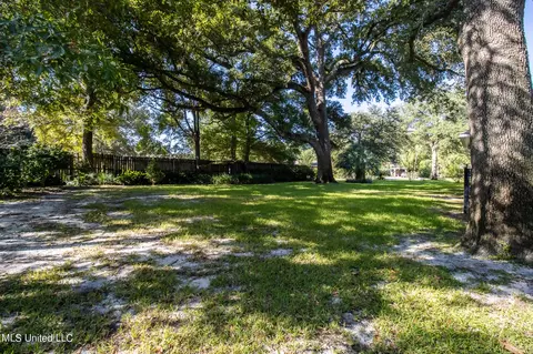 154 Edgewater Dr, Biloxi, MS 39531 photo 30