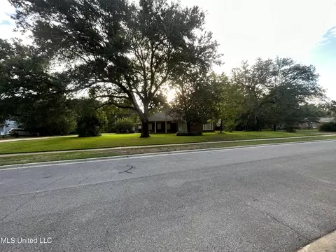 154 Edgewater Dr, Biloxi, MS 39531 photo 38