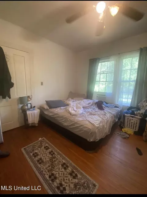 3101 Dantzler St, Moss Point, MS 39563 photo 8