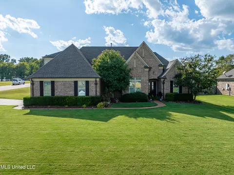 4745 Rosebud Cv, Southaven, MS 38672