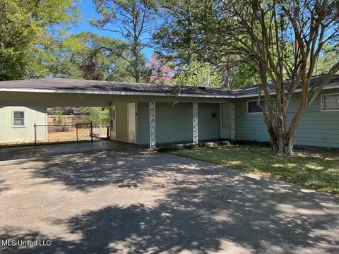 1664 Westbrook Rd, Jackson, MS 39211