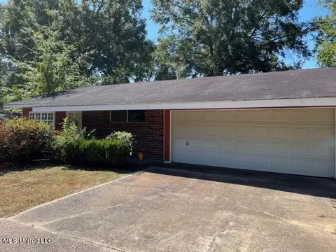251 Valley Vista Dr, Jackson, MS 39211
