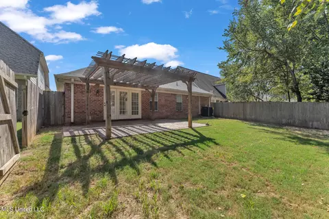 6375 Cheyenne Dr, Olive Branch, MS 38654 photo 4