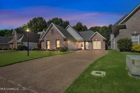 6375 Cheyenne Dr, Olive Branch, MS 38654 photo 2