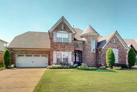 7117 Carriebrook Dr, Olive Branch, MS 38654