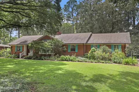 3679 Cavalier Dr, Jackson, MS 39216 photo 25