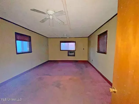 3871 Northview Dr, Jackson, MS 39206 photo 2