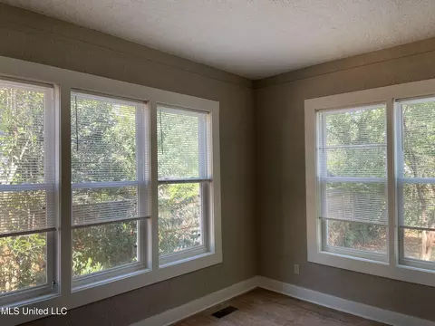 614 Chickasaw Ave, Jackson, MS 39206 photo 10