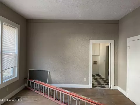 614 Chickasaw Ave, Jackson, MS 39206 photo 3