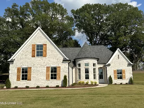 7728 Emeline Dr, Horn Lake, MS 38637