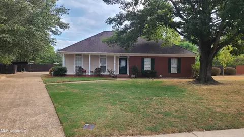 300 Colonial Dr, Madison, MS 39110