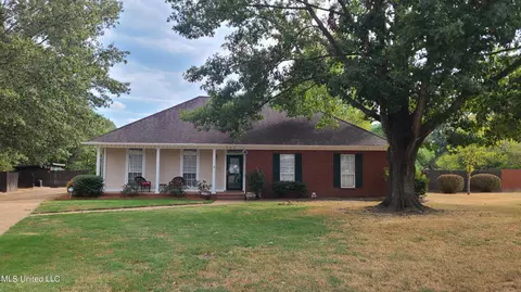 300 Colonial Dr, Madison, MS 39110 photo 4