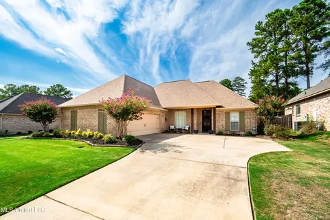 953 Willow Grande Cir, Brandon, MS 39047