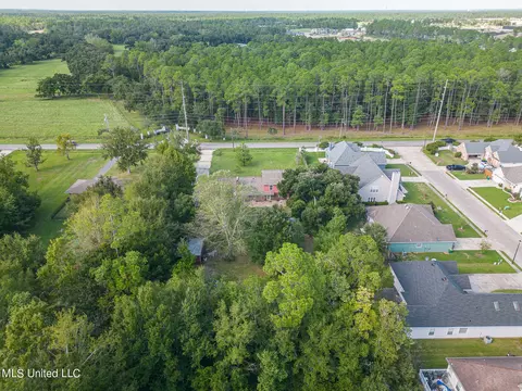 18043 Commission Rd, Long Beach, MS 39560 photo 18