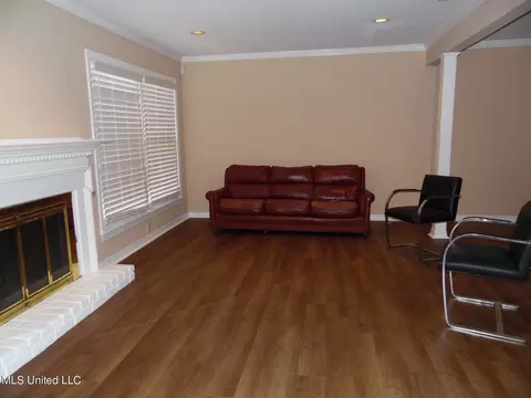 4215 Roxbury Rd, Jackson, MS 39211 photo 7