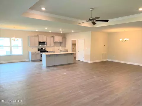 Living - 9001 Addison Blvd, Long Beach, MS 39560 photo 9 of 9