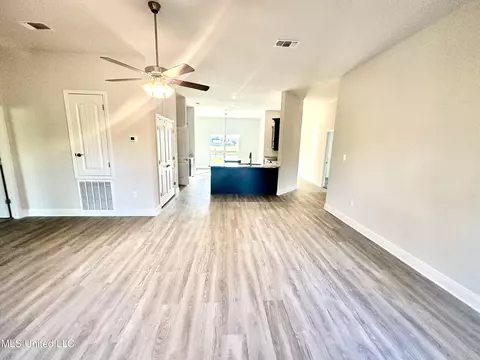 Living - 13924 Ruby Ln, Biloxi, MS 39532 photo 4 of 5
