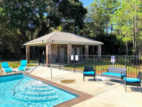 Exterior - 13924 Ruby Ln, Biloxi, MS 39532 photo 7 of 9