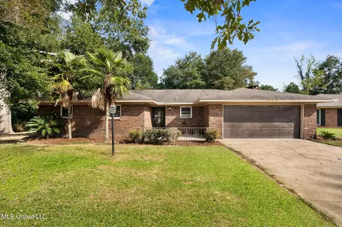 15377 Mimosa Dr, Gulfport, MS 39503