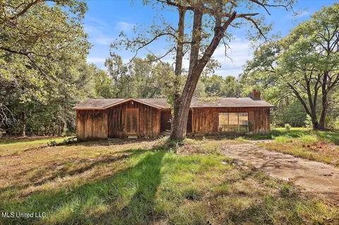 8168 Midway Rd, Raymond, MS 39154