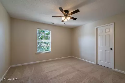 6414 Red Bird Dr, Olive Branch, MS 38654 photo 20