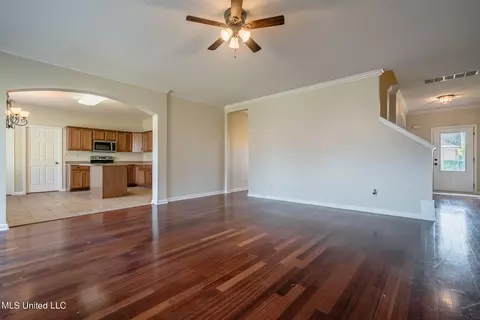 6414 Red Bird Dr, Olive Branch, MS 38654 photo 6