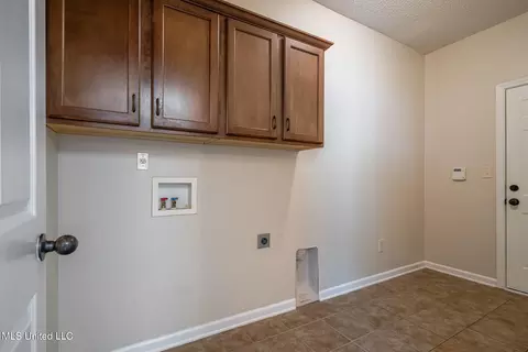 6414 Red Bird Dr, Olive Branch, MS 38654 photo 24