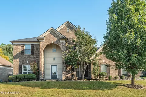 6414 Red Bird Dr, Olive Branch, MS 38654