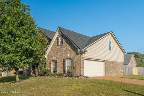 6414 Red Bird Dr, Olive Branch, MS 38654 photo 2