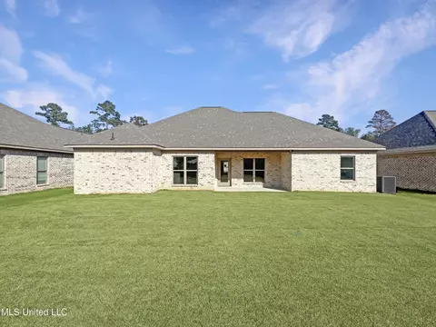 Exterior - 141 Shelby Mae Cir, Brandon, MS 39042 photo 3 of 4