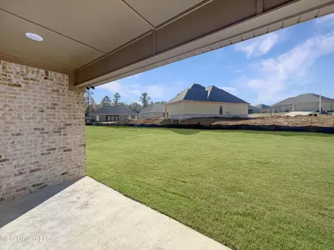 Exterior - 141 Shelby Mae Cir, Brandon, MS 39042 photo 4 of 4