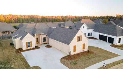 122 Venice Way, Madison, MS 39110