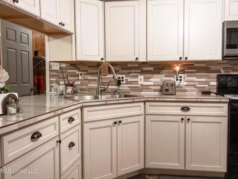 5819 Cypress Trl Trl, Jackson, MS 39211 photo 5