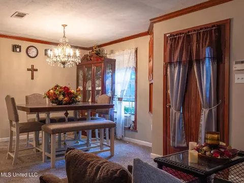 5819 Cypress Trl Trl, Jackson, MS 39211 photo 9
