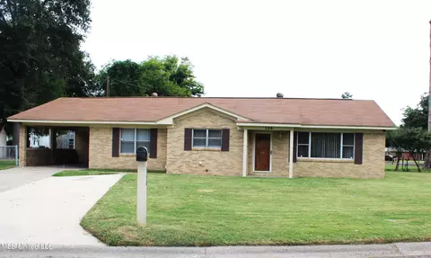 146 Rose St, Greenville, MS 38701