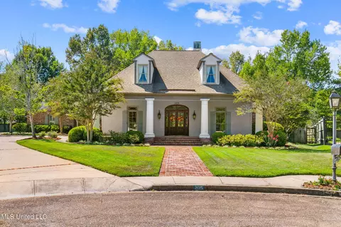 205 Jefferson Rdg, Ridgeland, MS 39157