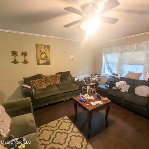 2434 Coronet Pl, Jackson, MS 39204 photo 5