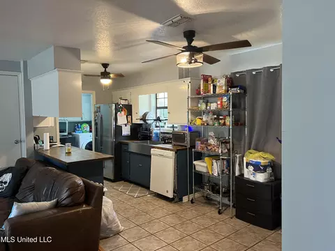 106 Hall St, Wiggins, MS 39577 photo 9