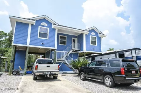 5117 Kament St, Bay Saint Louis, MS 39520