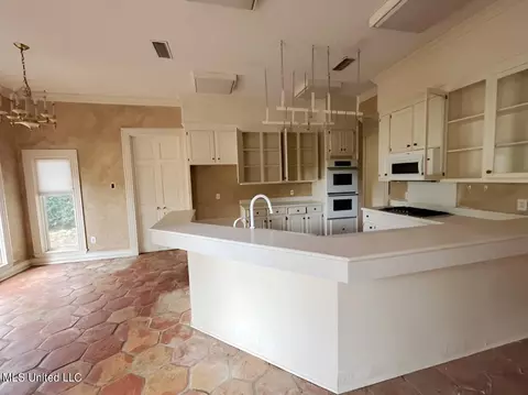 352 Long Cove Dr, Madison, MS 39110 photo 10