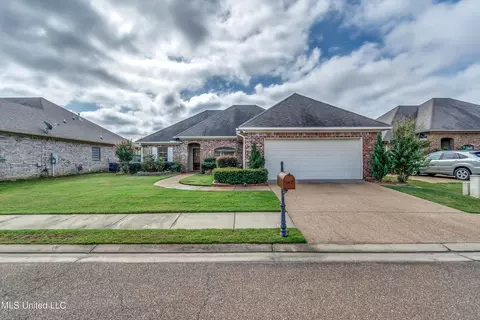 147 Tradition Pkwy, Flowood, MS 39232 photo 4