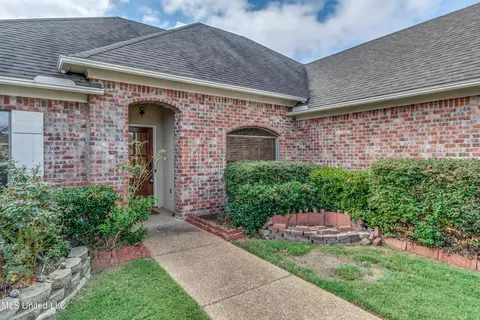 147 Tradition Pkwy, Flowood, MS 39232 photo 3