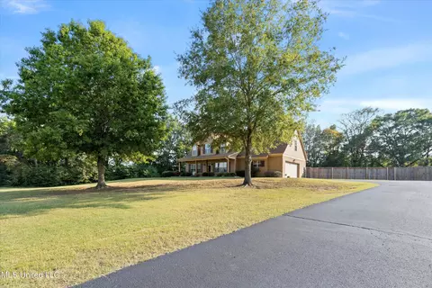 3555 Melanie Ln, Hernando, MS 38632 photo 2