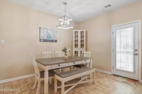 3555 Melanie Ln, Hernando, MS 38632 photo 8