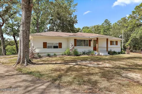 871 Mullican Rd, Florence, MS 39073 photo 2