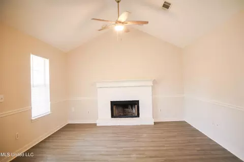 2001 Fox Hill Ln, Byram, MS 39272 photo 7