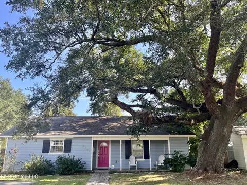 2104 Curcor Dr, Gulfport, MS 39507