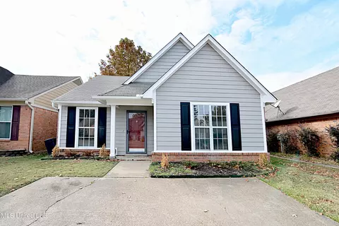 7693 Lilly Ln, Southaven, MS 38671